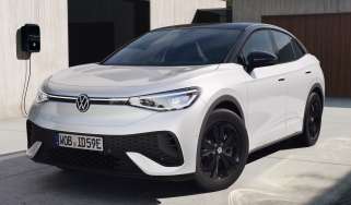 VW ID.5 Black Edition - front 3/4